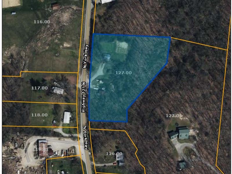 2 Neglected Homes : Jamestown : Fentress County : Tennessee