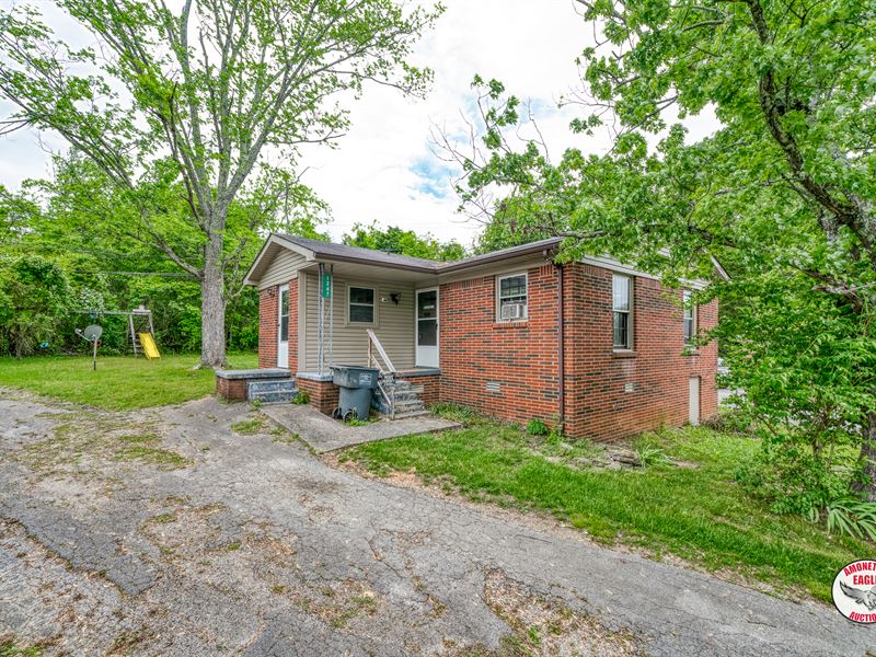 Home & Lot : Cookeville : Putnam County : Tennessee