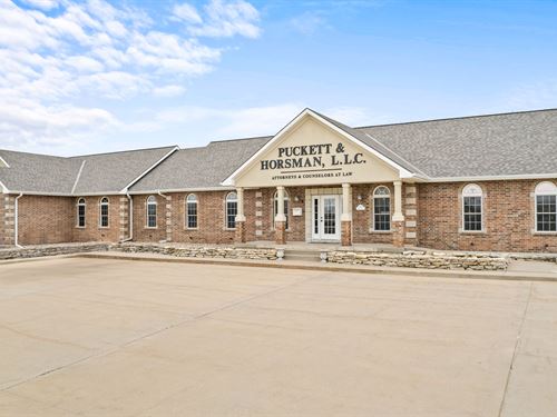 Turnkey Executive Office Building : Cameron : DeKalb County : Missouri