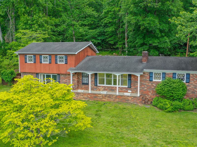 3 BR / 3 BA Home & Det Garage : Sparta : White County : Tennessee