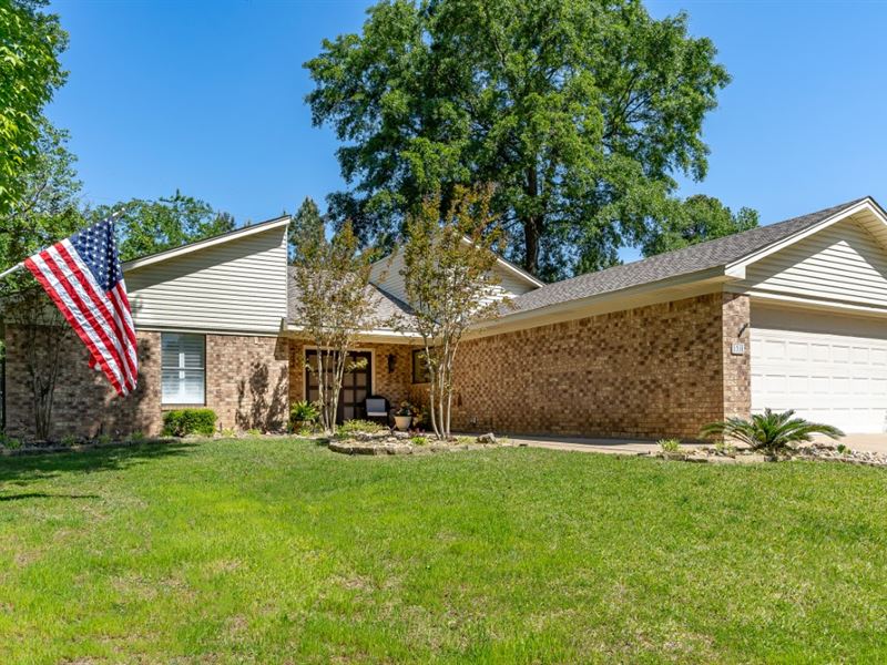 Charming Longview Home for Sale : Longview : Gregg County : Texas