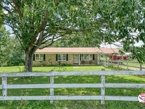Brick Home, Buildings, 10+/- Ac : Cookeville : Putnam County : Tennessee