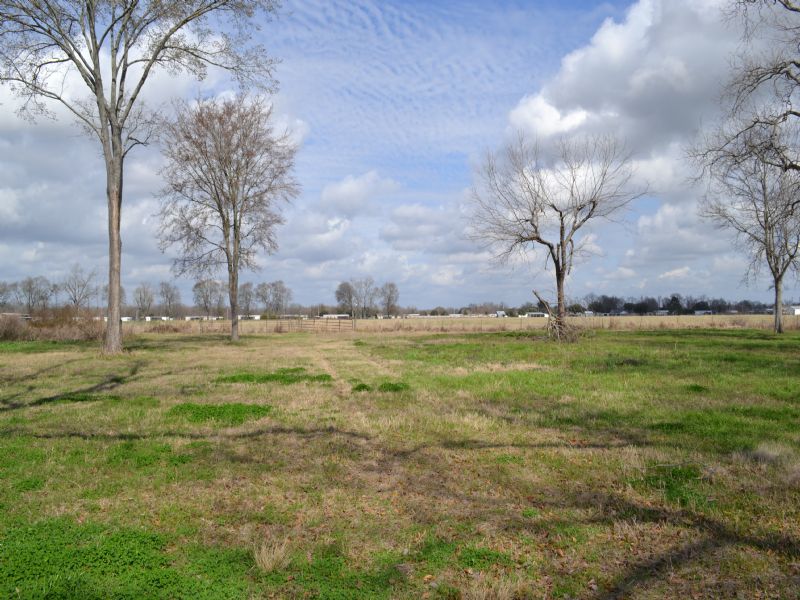 34.946 Acres in Opelousas, La : Opelousas : Saint Landry Parish : Louisiana